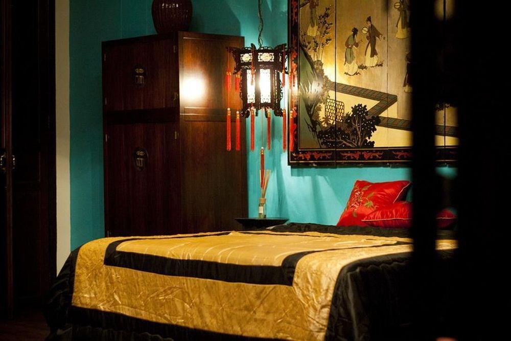 1881 Chong Tian Hotel George Town Eksteriør billede