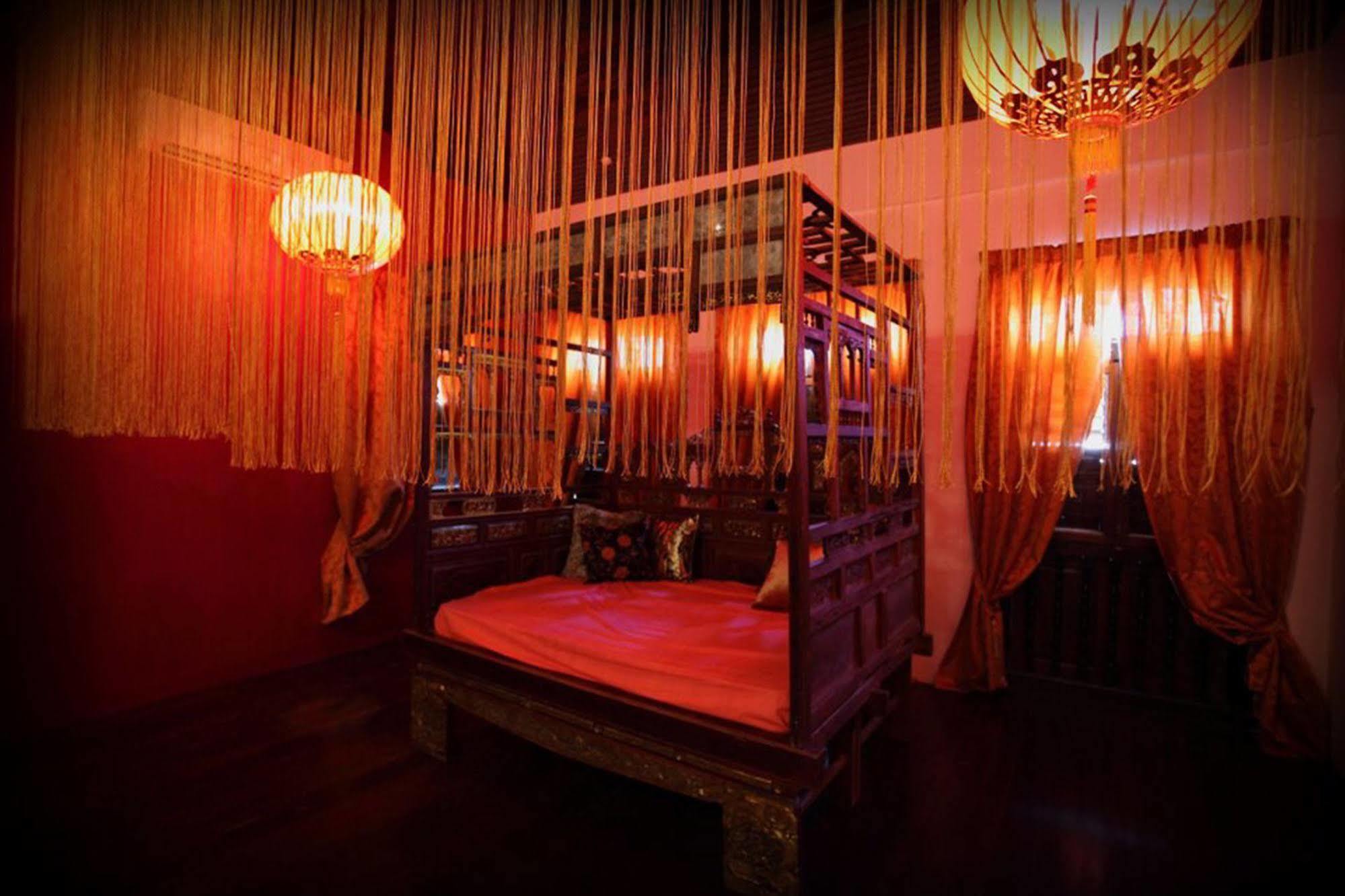 1881 Chong Tian Hotel George Town Eksteriør billede